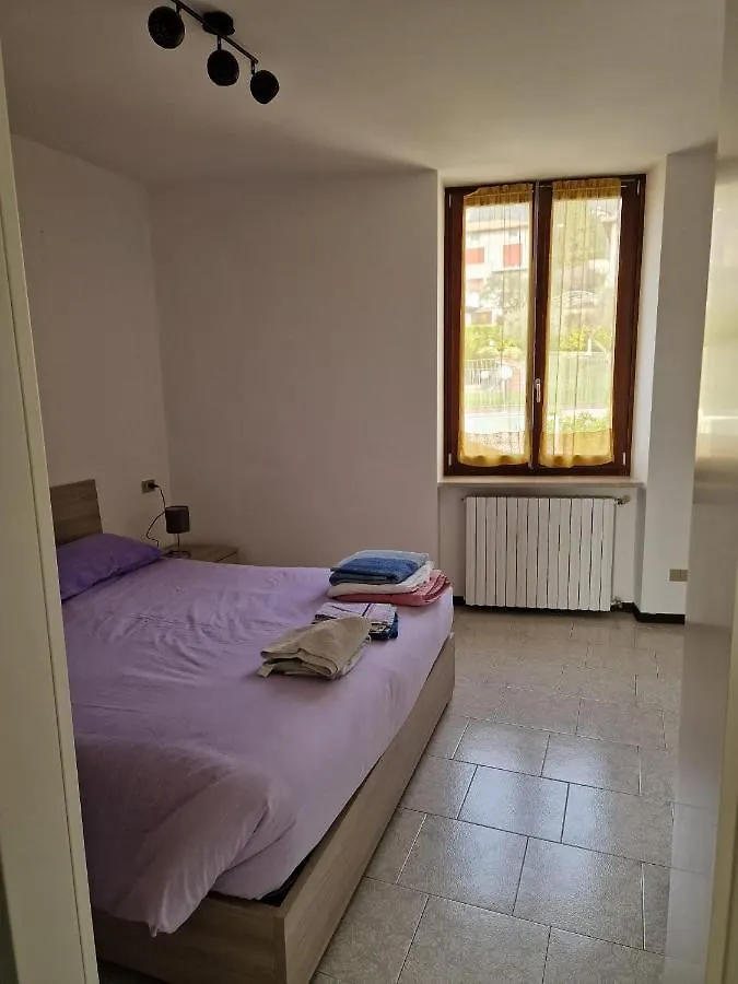 Apartment Appartamento Mirella Gardone Riviera Italy